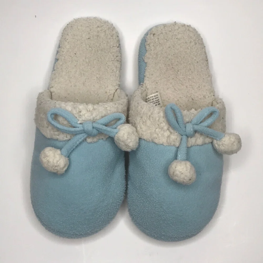 Old Navy Kids Fleece Slippers Size 3-4 Blue & Cream